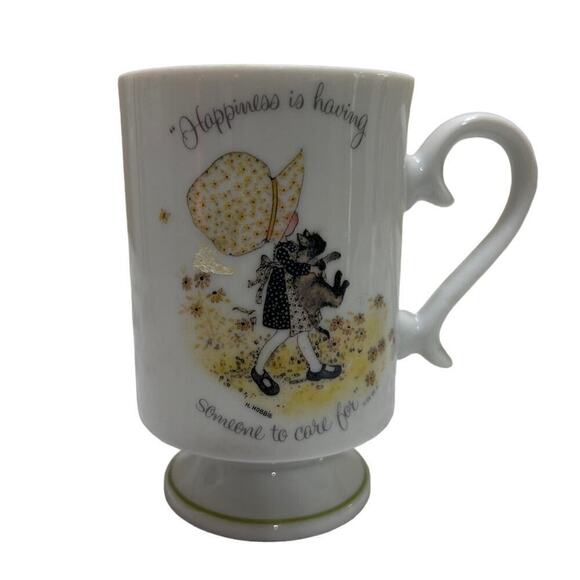 Vintage Holly Hobbie Mug Happiness Is Having Someone To Care For 4.25" Porcelain - Picture 1 of 7